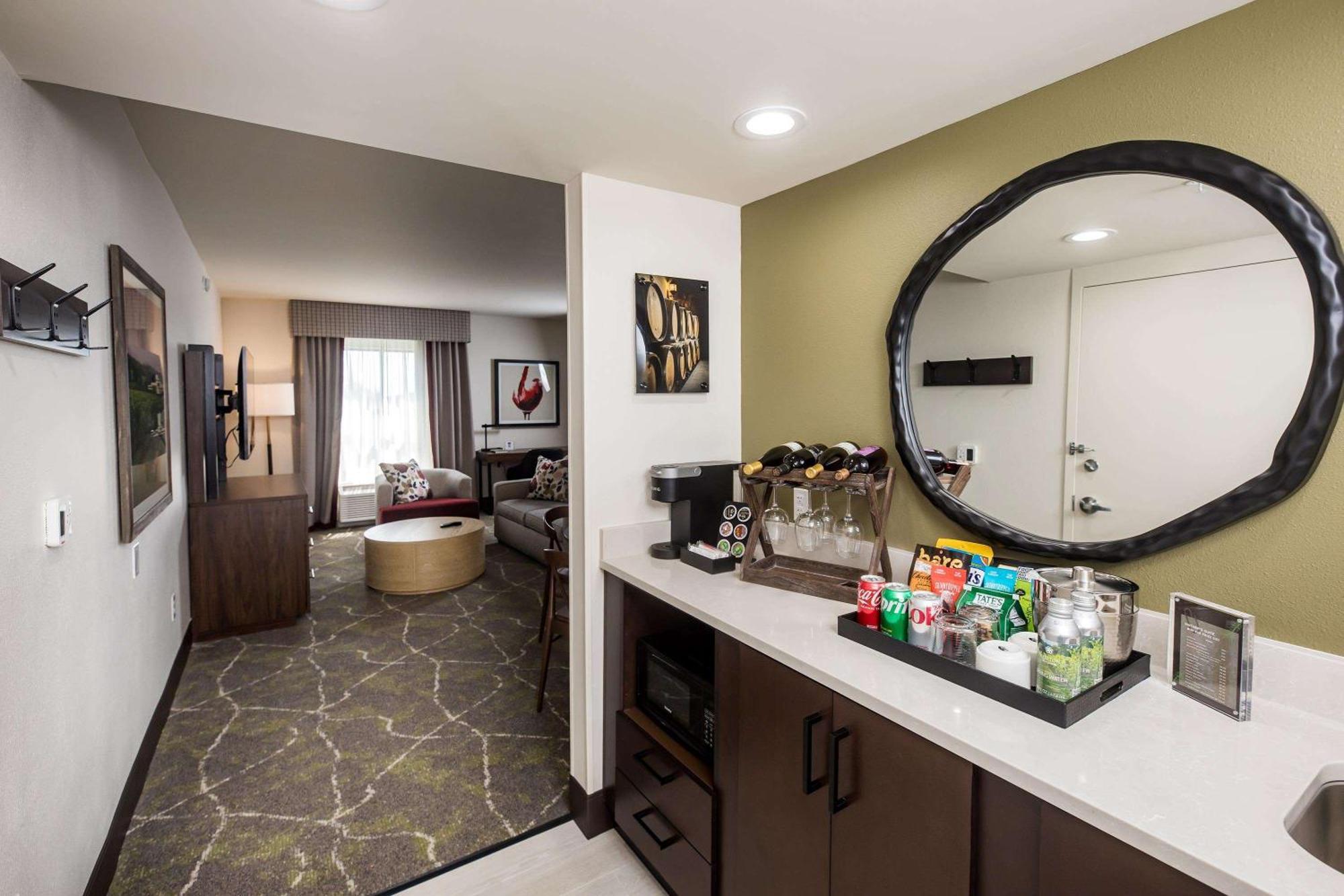 Hampton Inn & Suites Dobson Eksteriør bilde