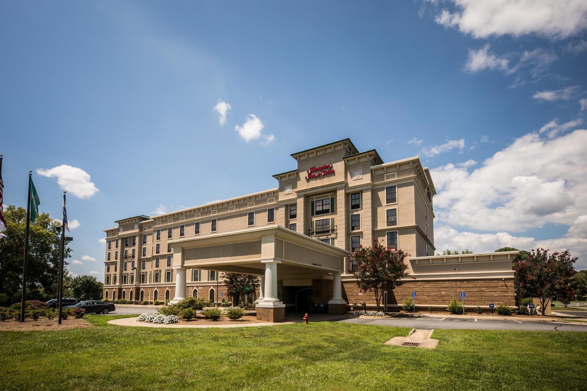 Hampton Inn & Suites Dobson Eksteriør bilde