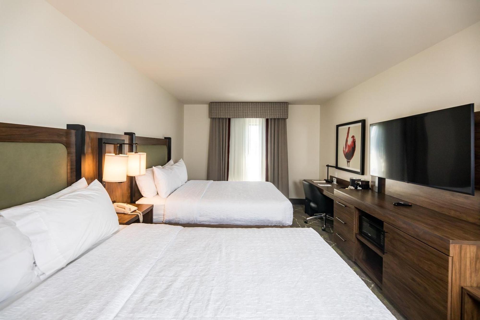 Hampton Inn & Suites Dobson Eksteriør bilde